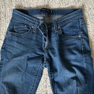 LEVI’S 528 JEANS